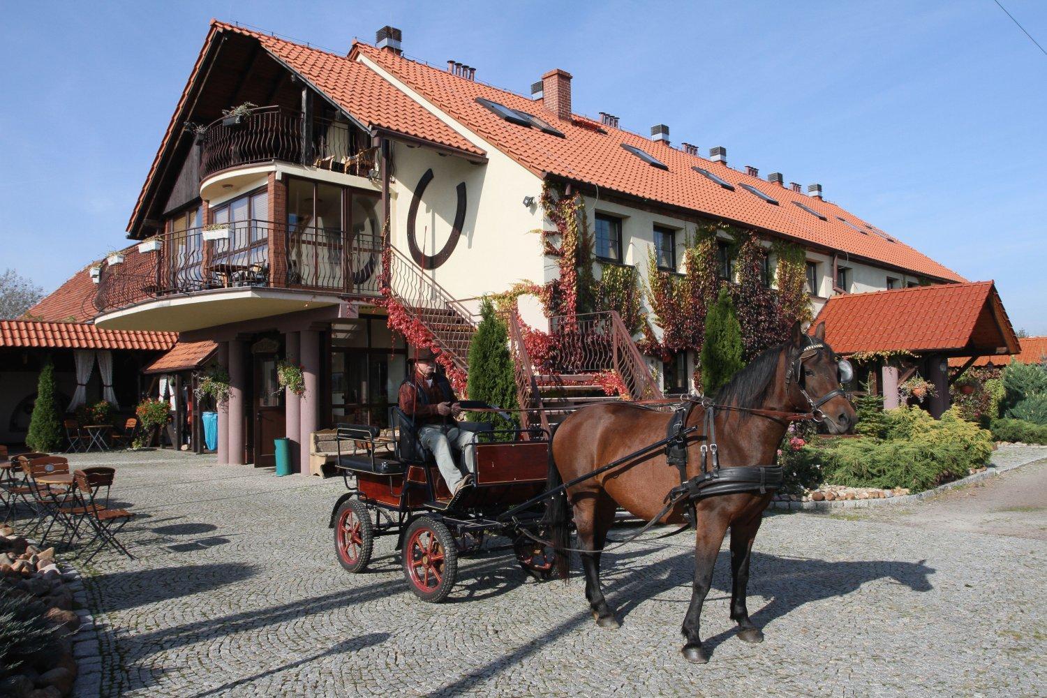Podkowa Modliszow Villa Luaran gambar