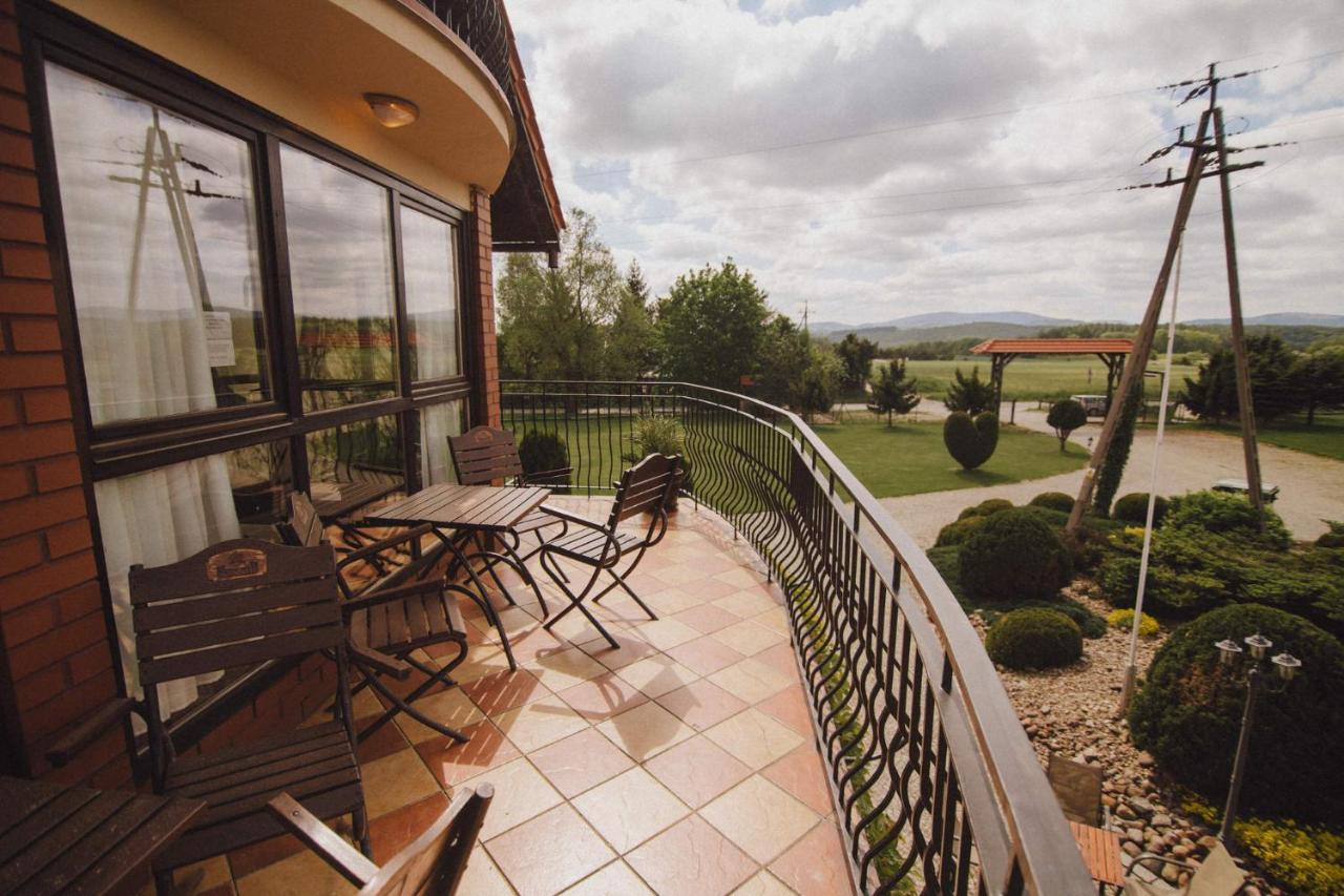 Podkowa Modliszow Villa Luaran gambar
